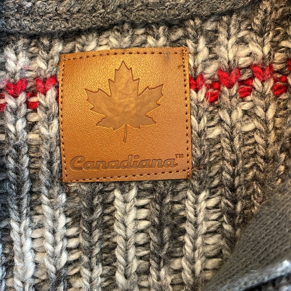Canadiana Canada Sweater 2T - Picture 4 of 7